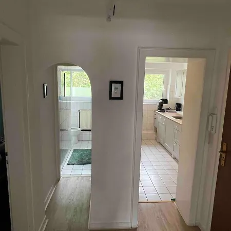 Mit Balkon Am Rhein