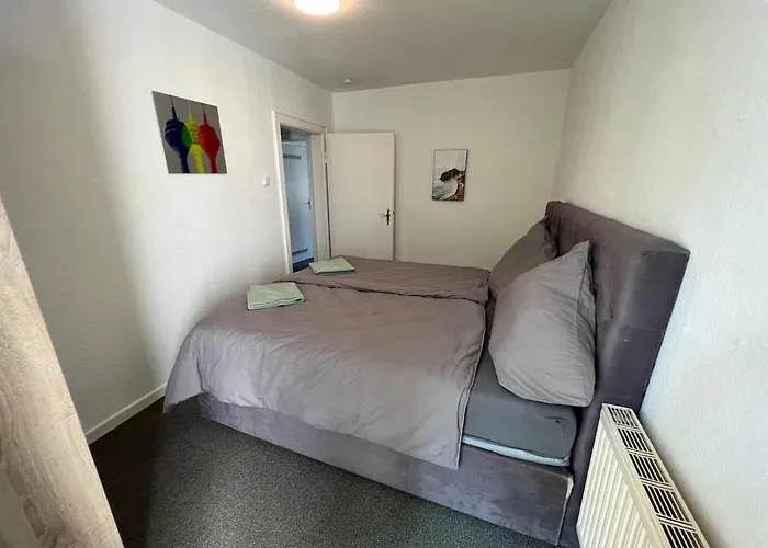 Appartamento Mit Balkon Am Rhein Düsseldorf